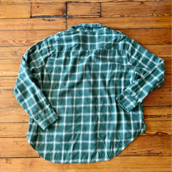 Madewell Green and White Flannel - Picture 4 of 4